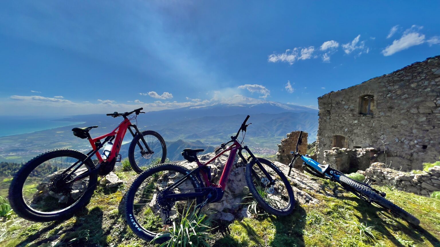 Taormina Sky - The E-bike private experience in Sicily