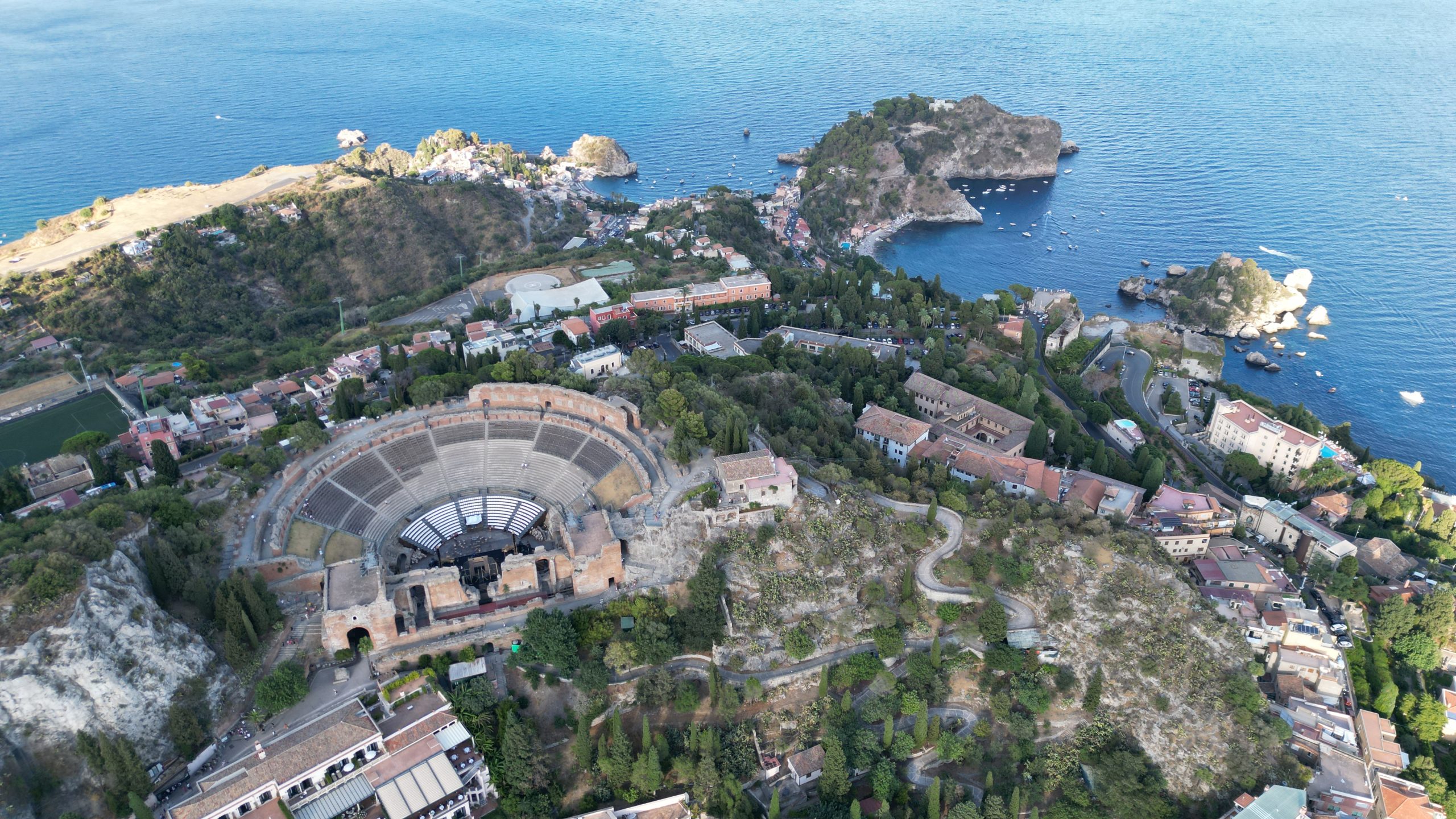 Vista-Aerea-teasto-greco-e-isola-bella-scaled